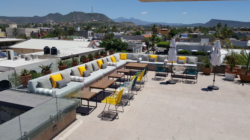 Hotel Catedral La Paz Exterior photo Rooftop bar at the Hotel Habita